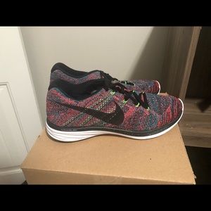 Nike Flyknit Lunar 3 shoes